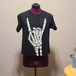 NWOT Black Skeleton Rock On T-Shirt